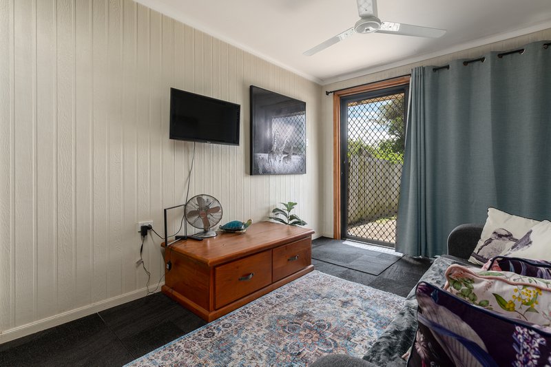 Photo - 2 Yaldara Court, New Auckland QLD 4680 - Image 10