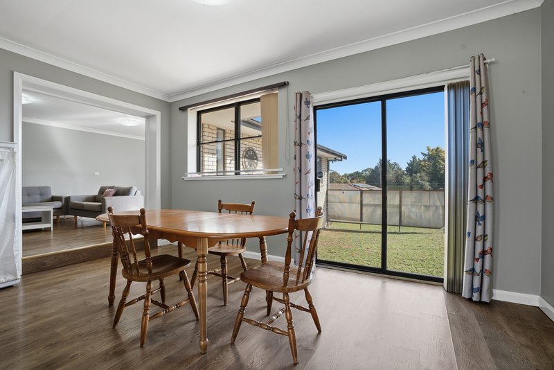 Photo - 2 Yaldara Crescent, Cowra NSW 2794 - Image 6
