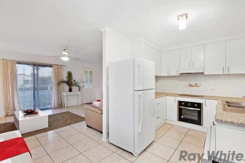 Photo - 2 Yallatup Street, Deception Bay QLD 4508 - Image 4