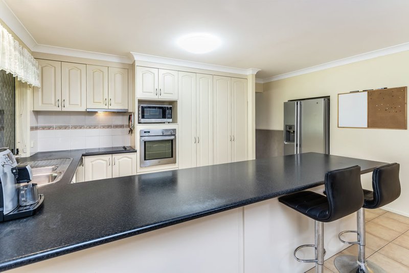 Photo - 2 Yandina Place, Deception Bay QLD 4508 - Image 5