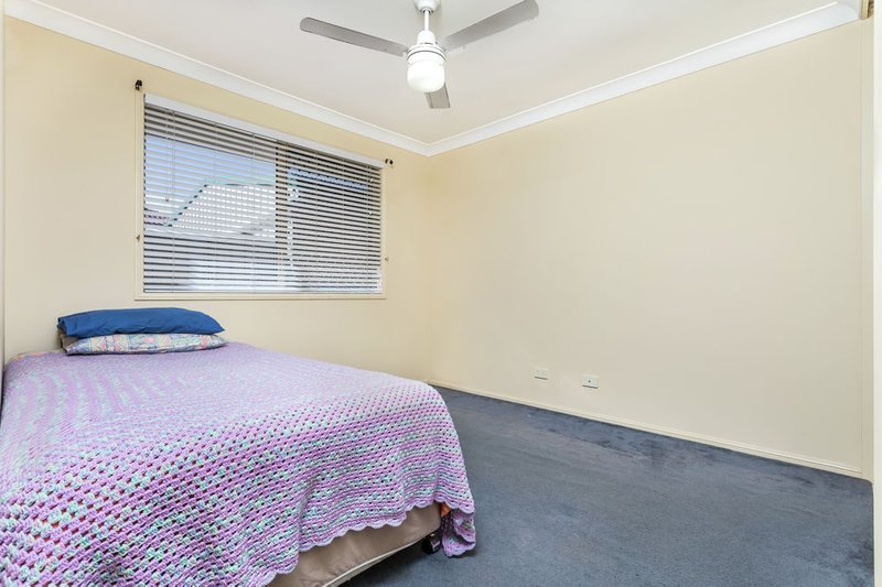 Photo - 2 Yandina Place, Deception Bay QLD 4508 - Image 13