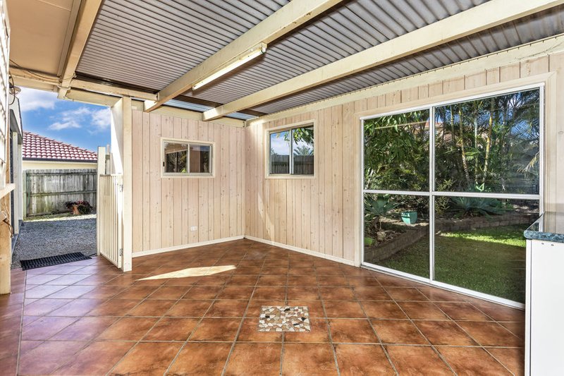 Photo - 2 Yandina Place, Deception Bay QLD 4508 - Image 17