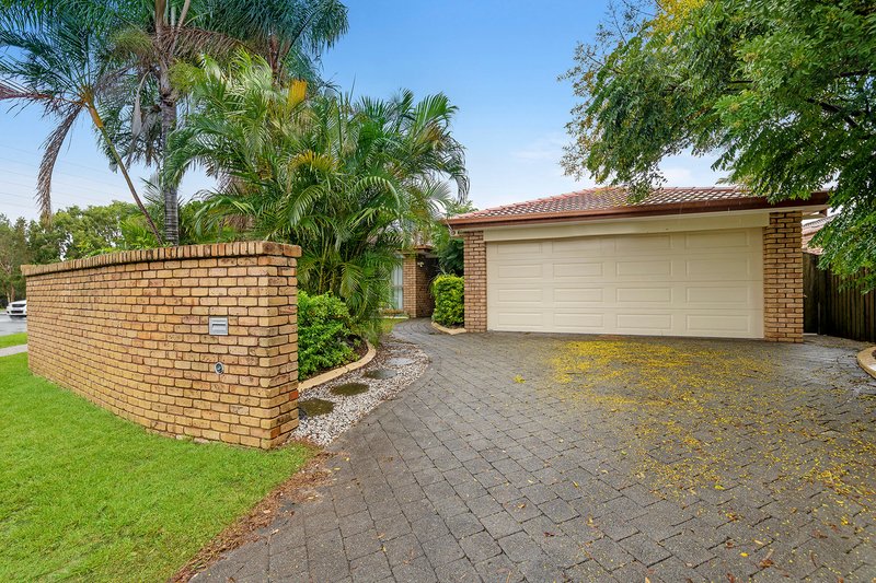 Photo - 2 Yarraville Street, Robina QLD 4226 - Image 9