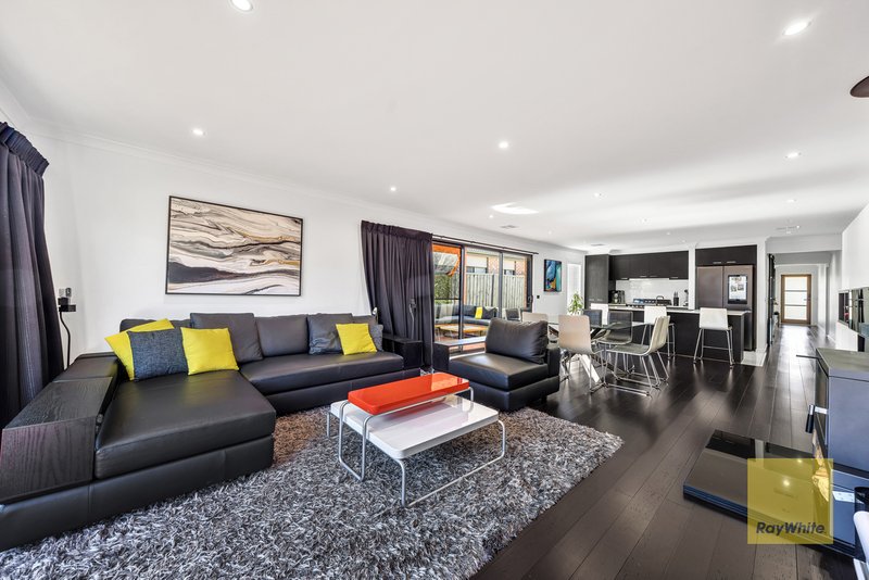 Photo - 2 Yates Avenue, Truganina VIC 3029 - Image 15