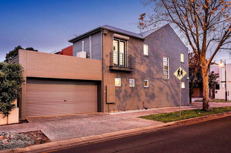 Photo - 2 Yates Street, Mawson Lakes SA 5095 - Image 23