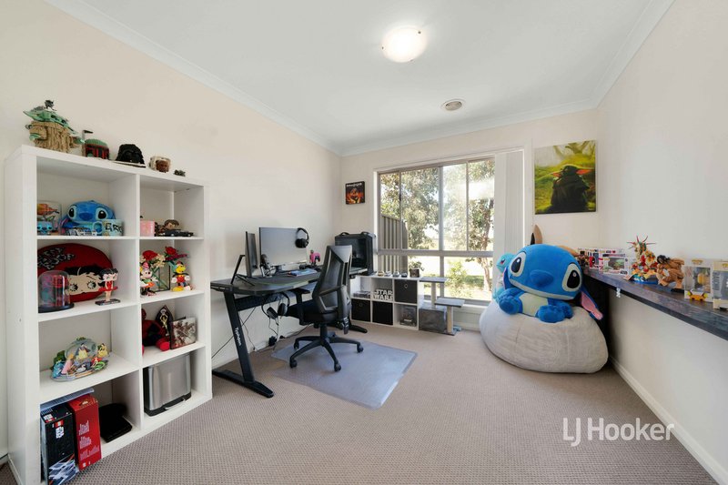 Photo - 2 Yellow Gum Way, Kurunjang VIC 3337 - Image 16