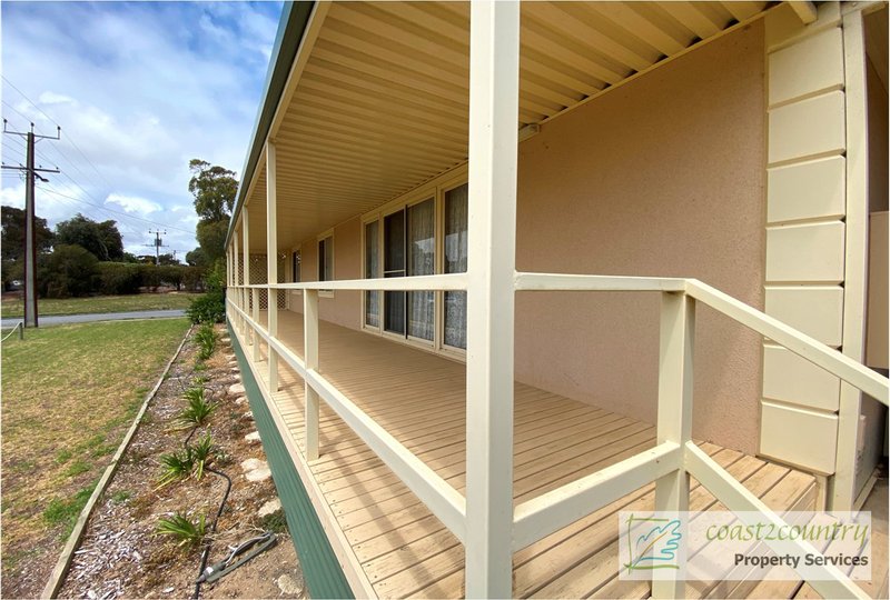 Photo - 2 Yule Street, Meningie SA 5264 - Image 17