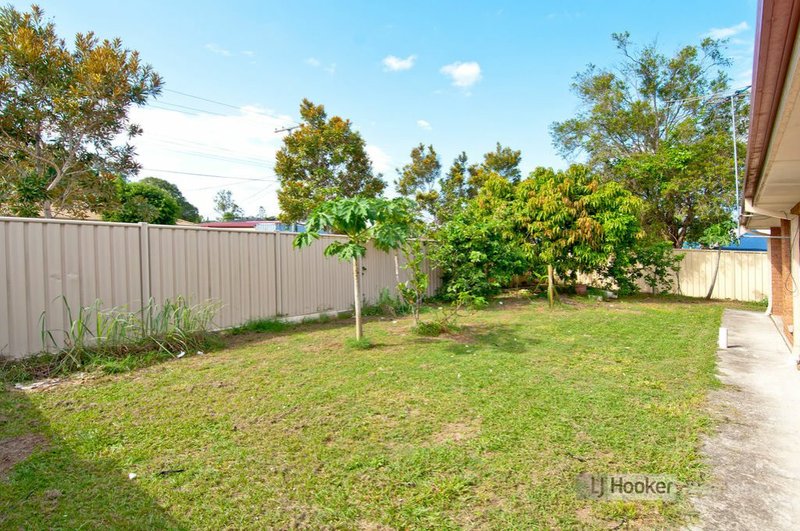 Photo - 2 Zac Street, Marsden QLD 4132 - Image 2