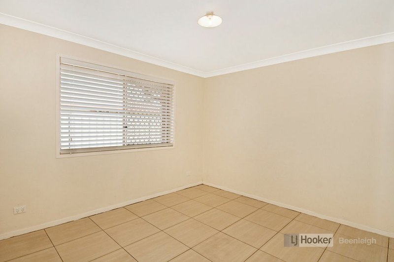 Photo - 2 Zac Street, Marsden QLD 4132 - Image 8