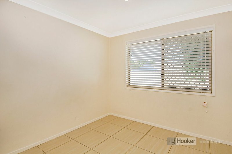 Photo - 2 Zac Street, Marsden QLD 4132 - Image 10