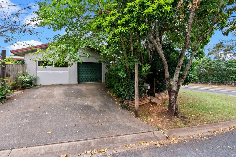 Photo - 2 Zebrina Street, Redlynch QLD 4870 - Image 21