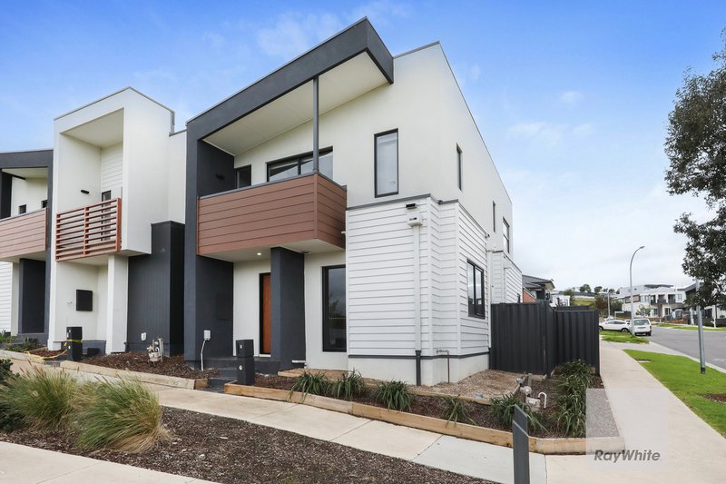 Photo - 2 Zenith Walk, Greenvale VIC 3059 - Image 1