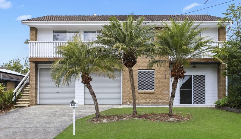 Photo - 20 & 20a Restlea Avenue, Charmhaven NSW 2263 - Image 1