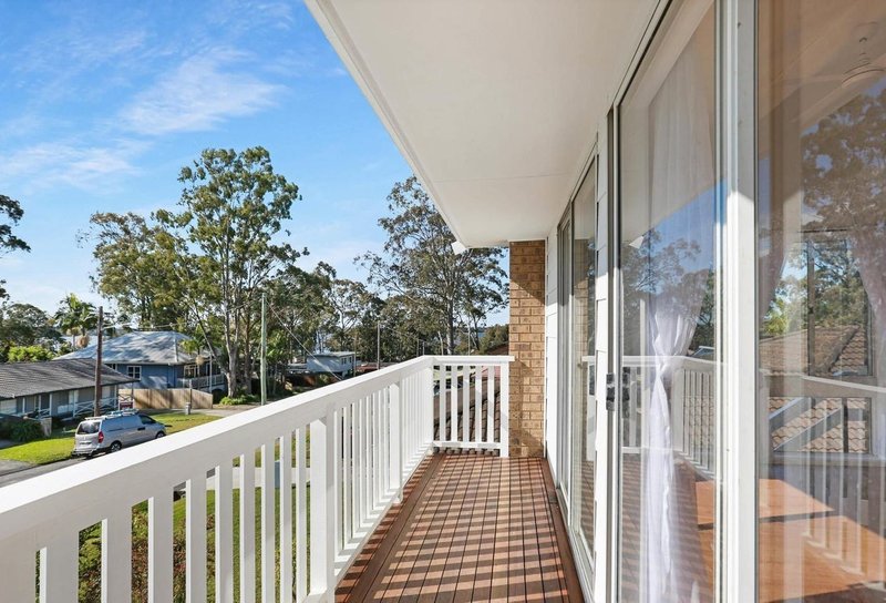 Photo - 20 & 20a Restlea Avenue, Charmhaven NSW 2263 - Image 3