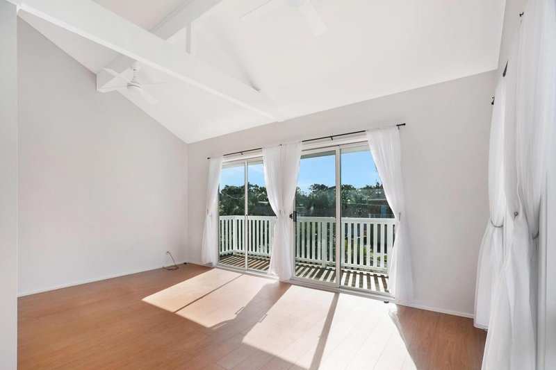 Photo - 20 & 20a Restlea Avenue, Charmhaven NSW 2263 - Image 7