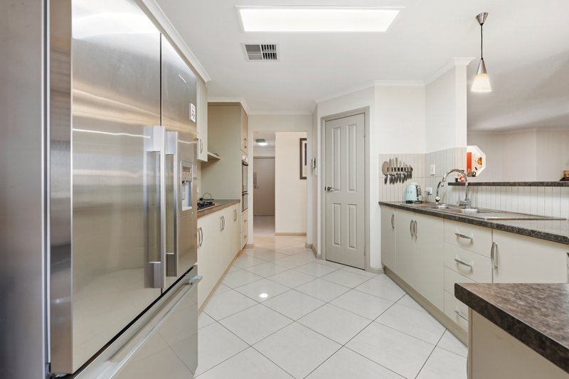 Photo - 20 Abbott Drive, Kadina SA 5554 - Image 6