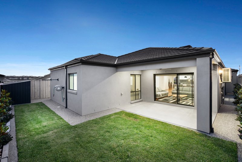 Photo - 20 Aberfeldy Grove, Wollert VIC 3750 - Image 12