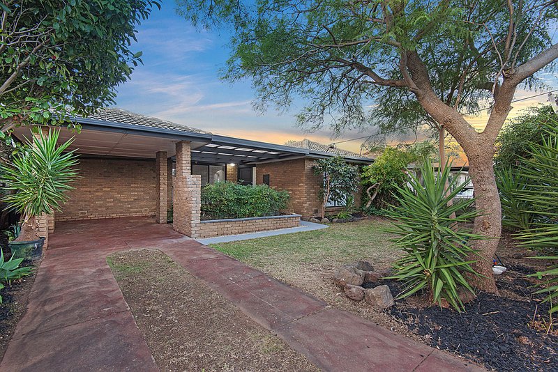 20 Acacia Crescent, Melton South VIC 3338