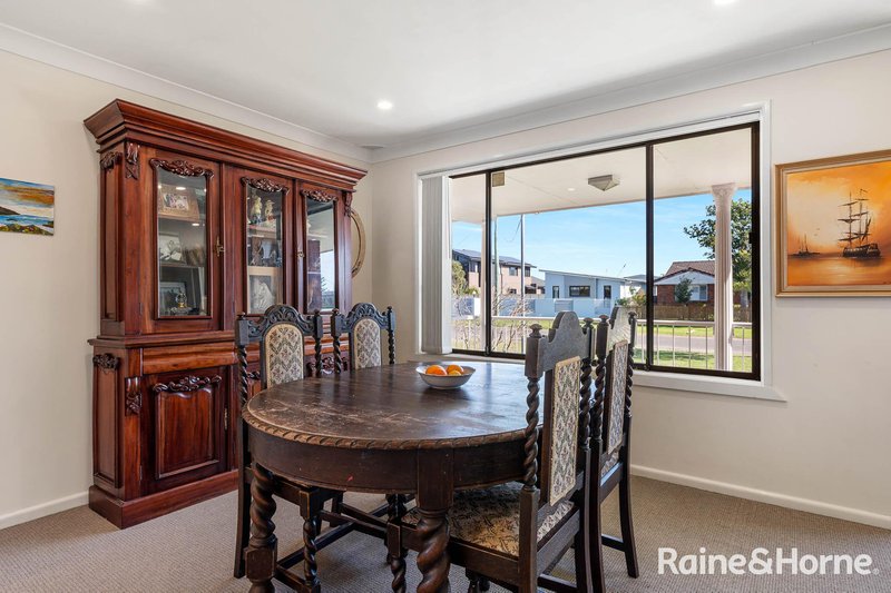 Photo - 20 Adelaide Street, Greenwell Point NSW 2540 - Image 7