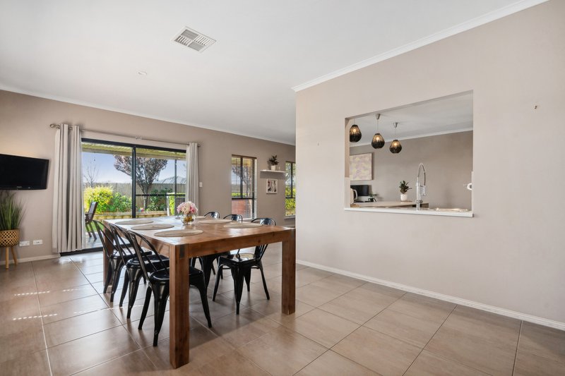 Photo - 20 Airdrie Avenue, Parafield Gardens SA 5107 - Image 9