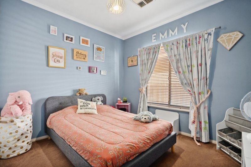 Photo - 20 Airdrie Avenue, Parafield Gardens SA 5107 - Image 11