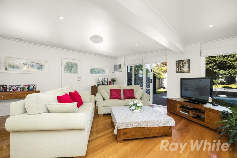 Photo - 20 Ajax Drive, Wheelers Hill VIC 3150 - Image 2