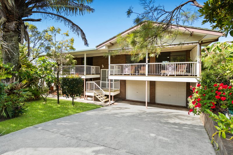 Photo - 20 Alinjarra Drive, Tugun QLD 4224 - Image 1