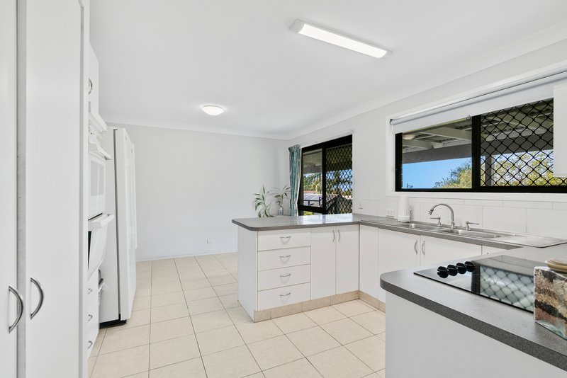 Photo - 20 Alinjarra Drive, Tugun QLD 4224 - Image 4
