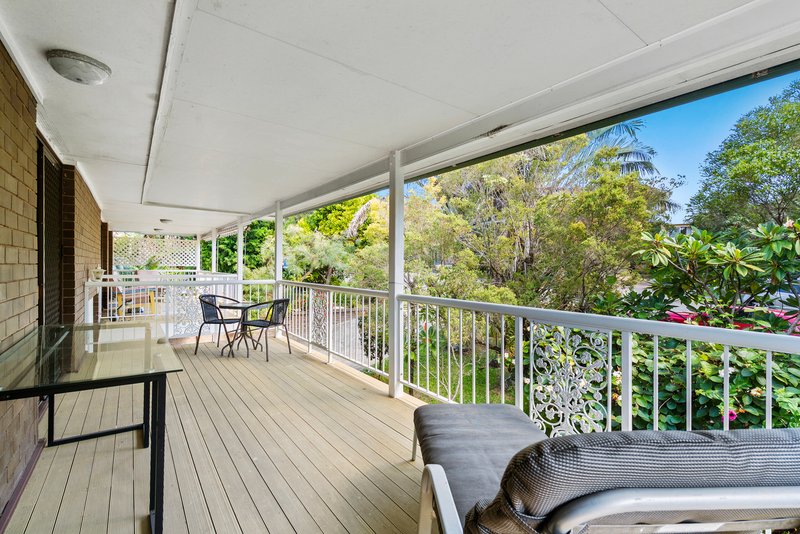 Photo - 20 Alinjarra Drive, Tugun QLD 4224 - Image 11