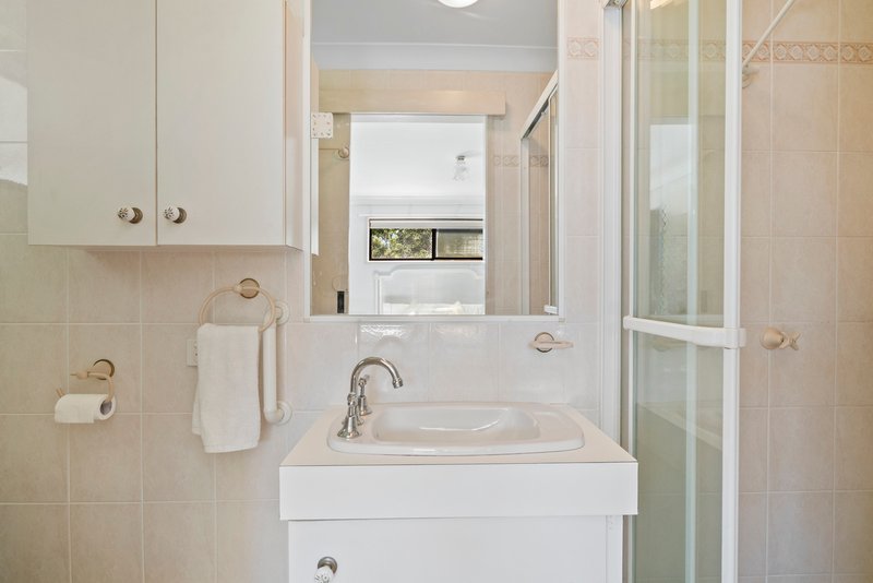 Photo - 20 Alinjarra Drive, Tugun QLD 4224 - Image 13