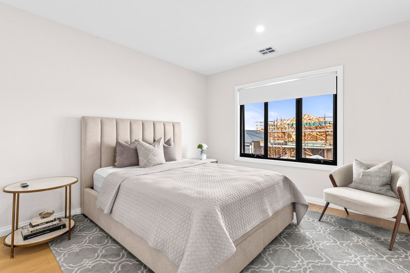 Photo - 20 Alkington Way, Werribee VIC 3030 - Image 13