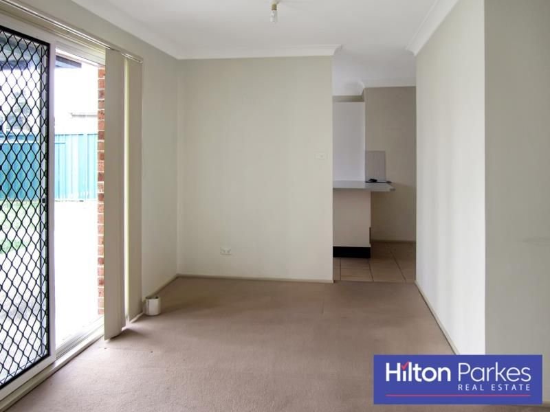 Photo - 20 Alroy Crescent, Hassall Grove NSW 2761 - Image 5