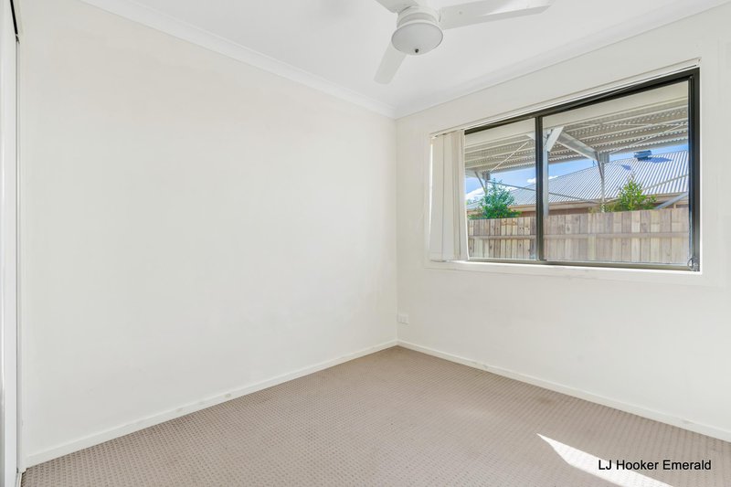 Photo - 20 Amber Street, Emerald QLD 4720 - Image 14