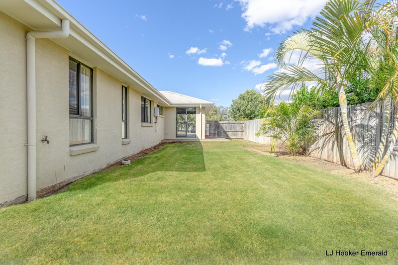 Photo - 20 Amber Street, Emerald QLD 4720 - Image 21