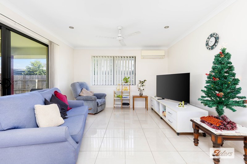 Photo - 20 Amber Street, Emerald QLD 4720 - Image 8