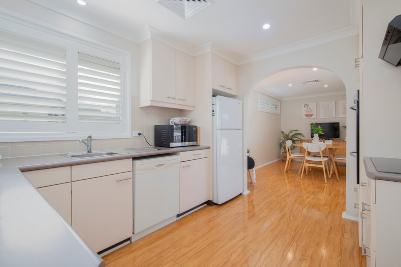 Photo - 20 Andrea Close, Wallsend NSW 2287 - Image 2