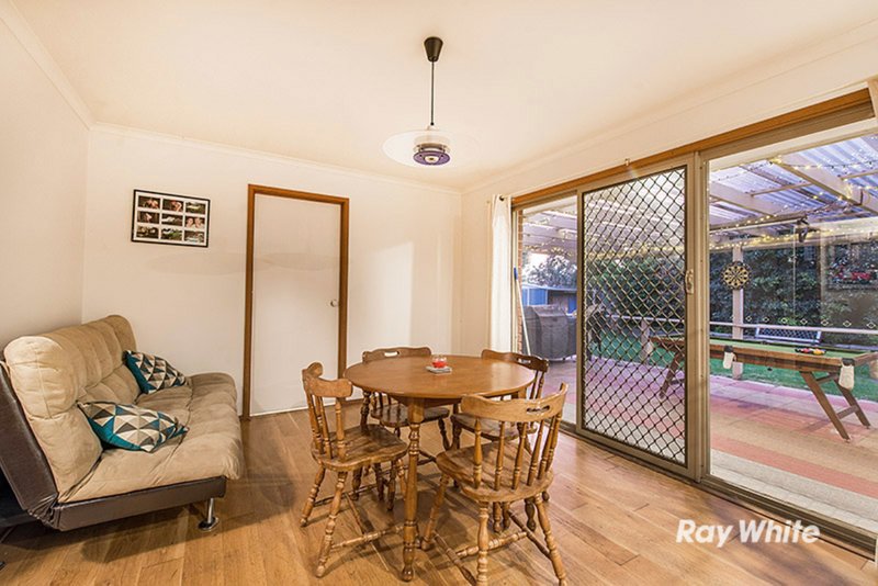 Photo - 20 Andrea Crescent, Cranbourne North VIC 3977 - Image 3