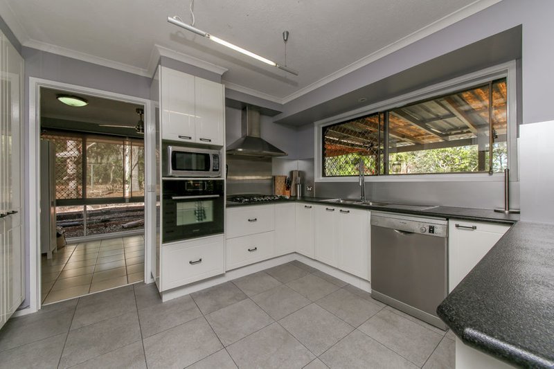 Photo - 20 Anembo Avenue, Pimpama QLD 4209 - Image 10