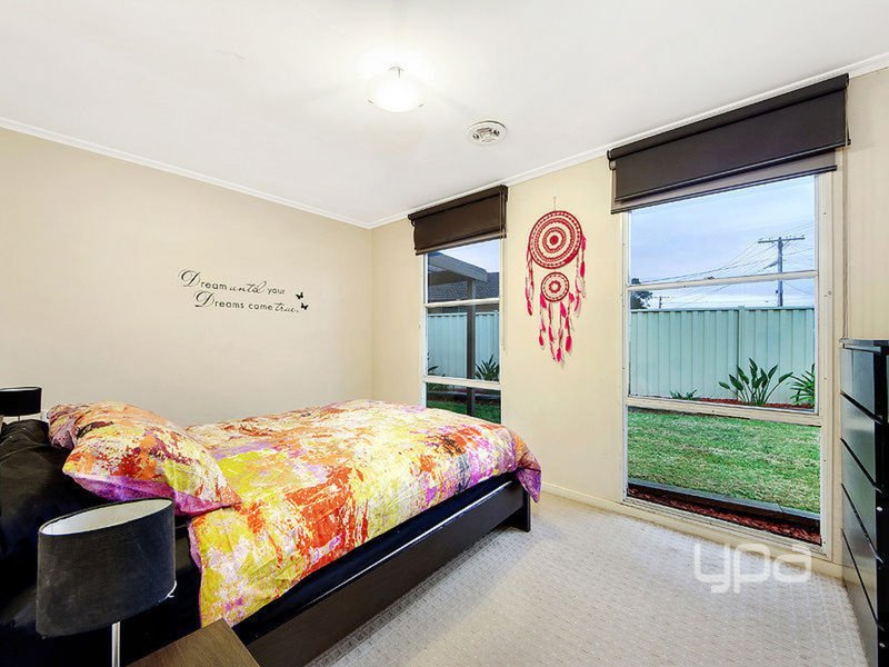 Photo - 20 Annetta Court, Albanvale VIC 3021 - Image 6