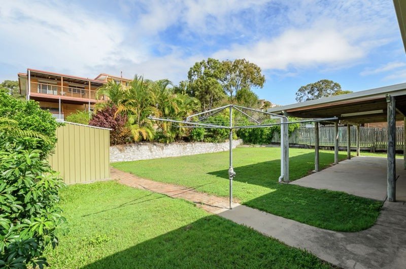 Photo - 20 Aquarius Street, Clinton QLD 4680 - Image 10