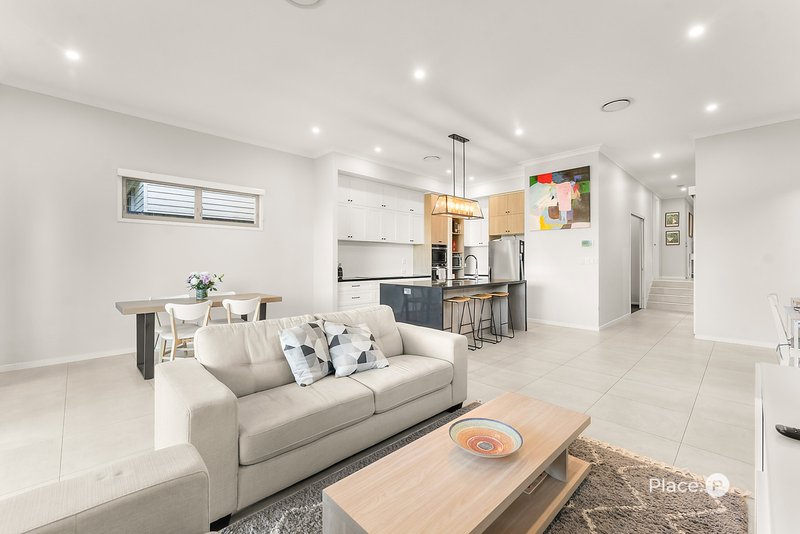 Photo - 20 Araluen Street, Kedron QLD 4031 - Image 8