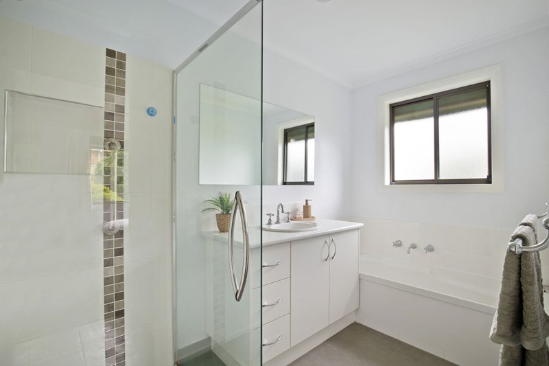 Photo - 20 Arcadia Crescent, Leongatha VIC 3953 - Image 15