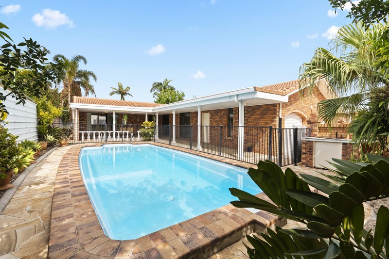 20 Arcadia Drive, Mermaid Waters QLD 4218