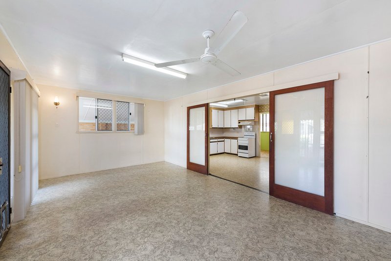 Photo - 20 Arnold Street, Kepnock QLD 4670 - Image 6