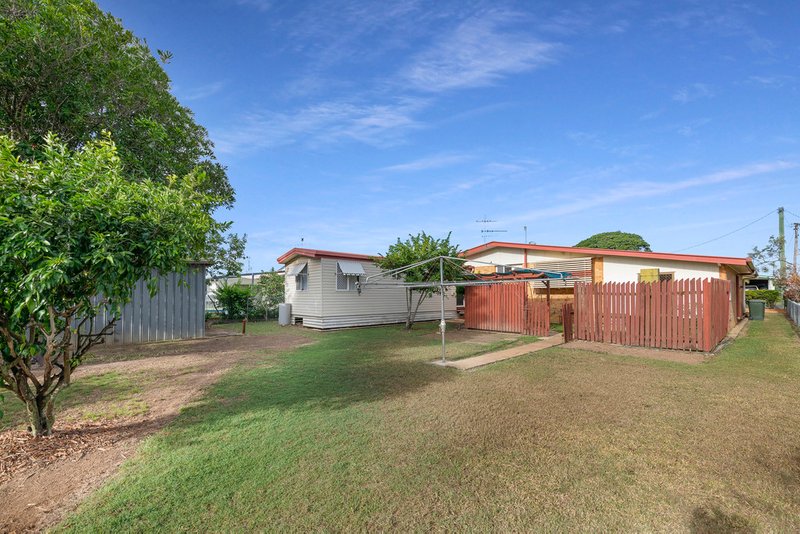 Photo - 20 Arnold Street, Kepnock QLD 4670 - Image 24