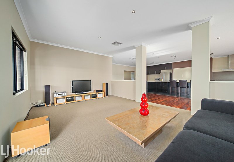 Photo - 20 Ashmore Avenue, Canning Vale WA 6155 - Image 13