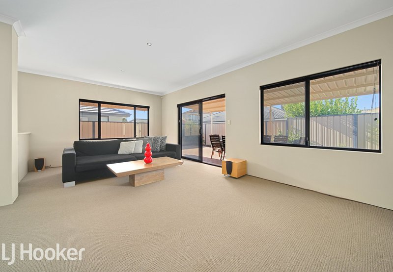 Photo - 20 Ashmore Avenue, Canning Vale WA 6155 - Image 14