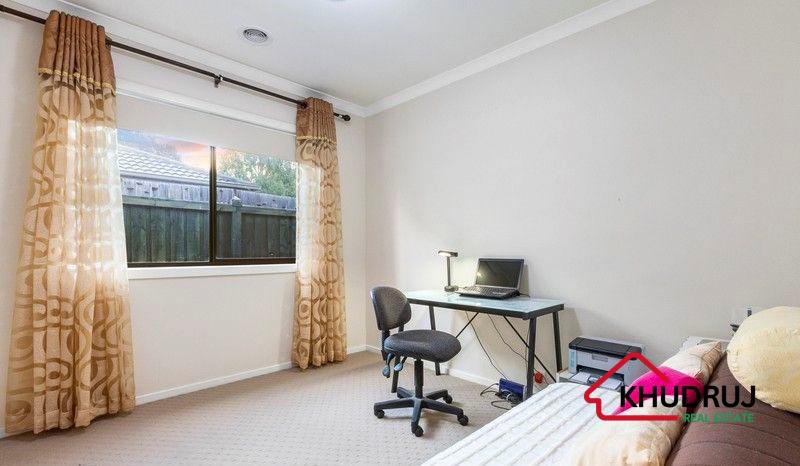 Photo - 20 Aspen Crescent, Point Cook VIC 3030 - Image 17