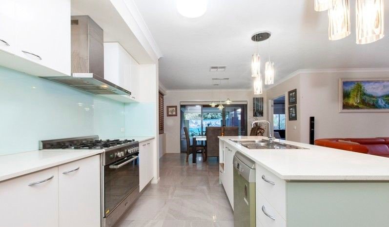 Photo - 20 Aspen Crescent, Point Cook VIC 3030 - Image 5