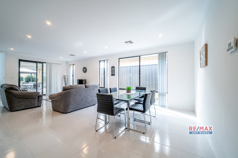 Photo - 20 Augustus Drive, Jane Brook WA 6056 - Image 10